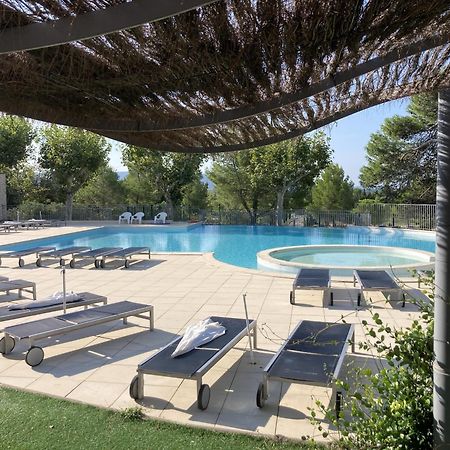 La Perle Du Golf -Magnifique Vue Clim Linge Golf Saumane 6P Piscine Tennis Bagian luar foto
