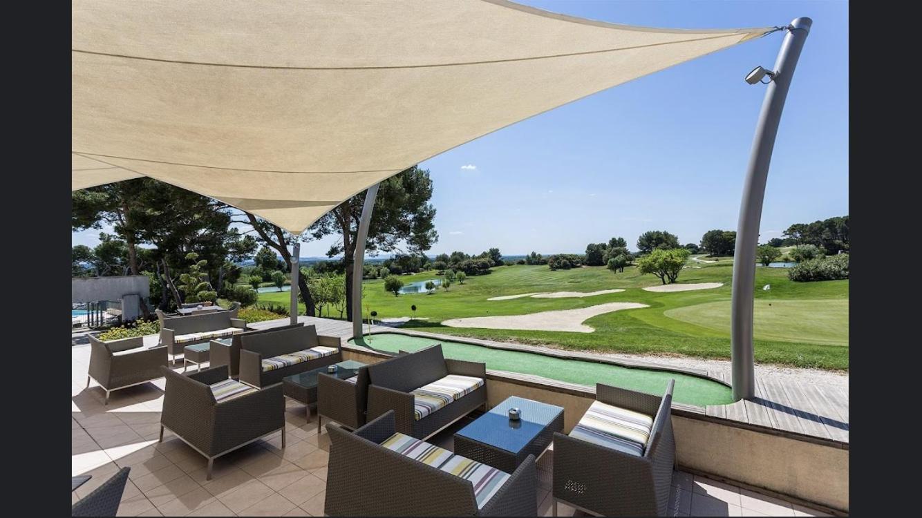 La Perle Du Golf -Magnifique Vue Clim Linge Golf Saumane 6P Piscine Tennis Ruang foto