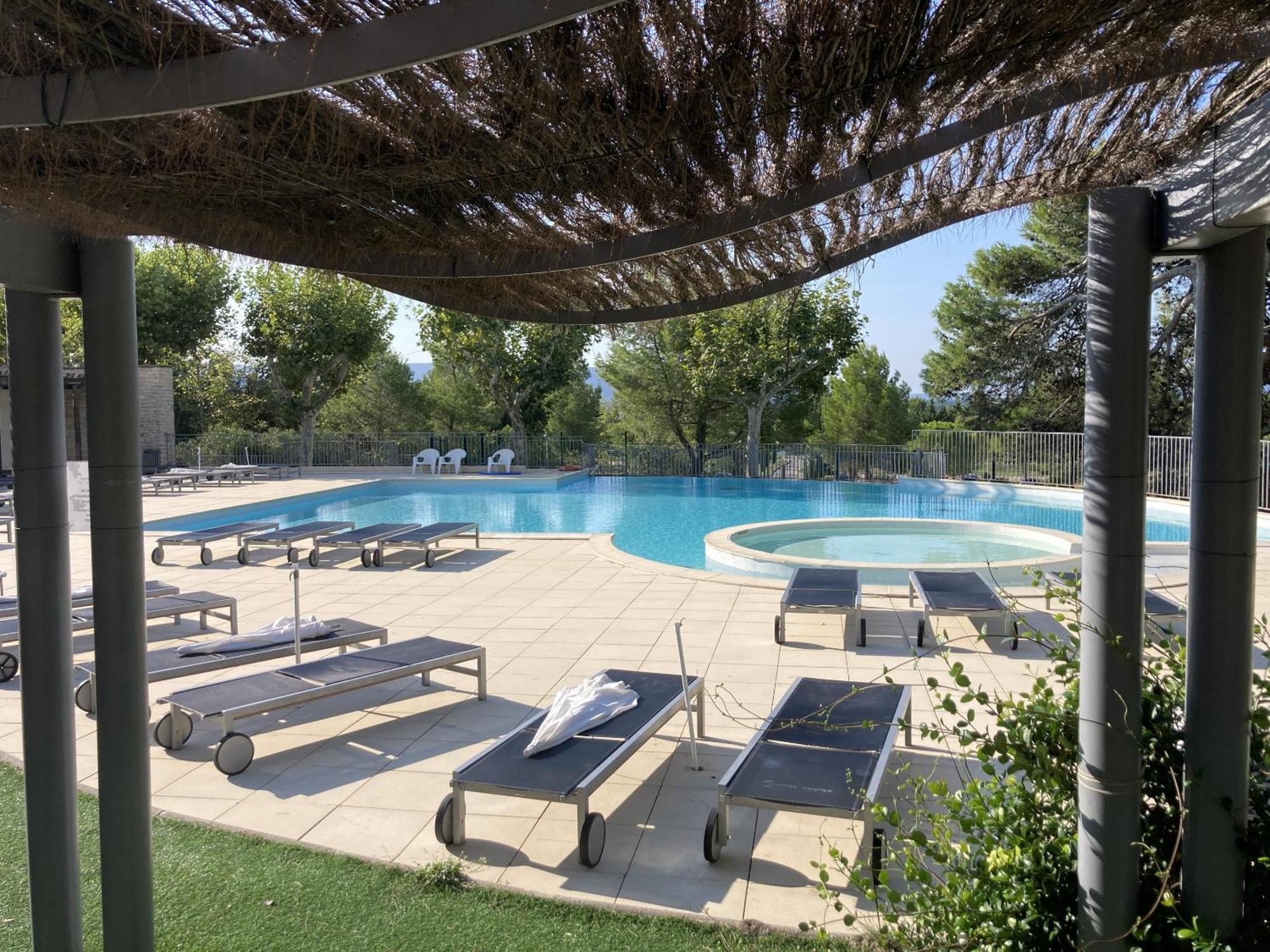 La Perle Du Golf -Magnifique Vue Clim Linge Golf Saumane 6P Piscine Tennis Bagian luar foto